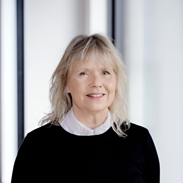 Kate Mortensen Kate Mortensen